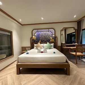 Grand Deluxe Zimmer mit Queensize-Bett